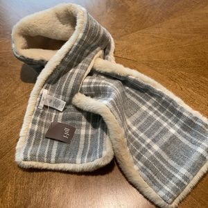 J.Jill gray flannel/fur scarf.